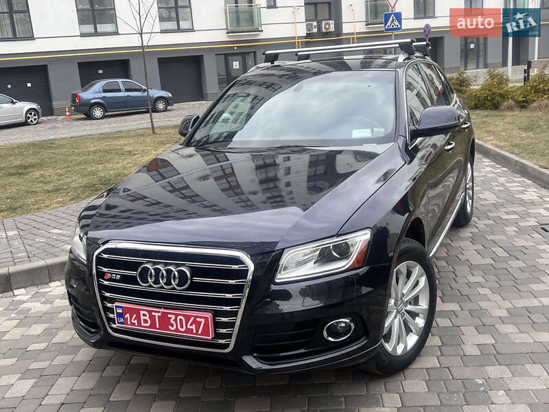 Позашляховик / Кросовер Audi Q5 2015 в 
