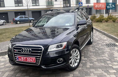 Позашляховик / Кросовер Audi Q5 2015 в 