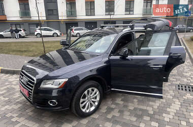 Позашляховик / Кросовер Audi Q5 2015 в 