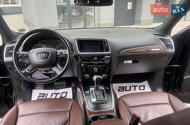 Позашляховик / Кросовер Audi Q5 2015 в 