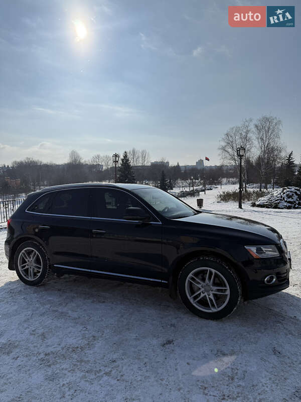 Внедорожник / Кроссовер Audi Q5 2016 в Сумах