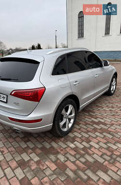 Внедорожник / Кроссовер Audi Q5 2011 в 