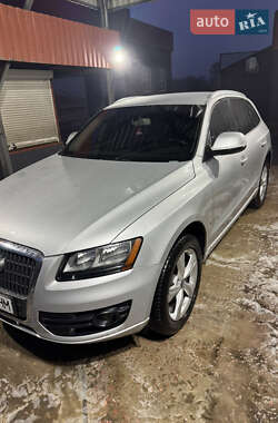Позашляховик / Кросовер Audi Q5 2011 в Коростені