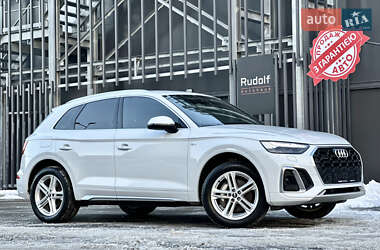 Позашляховик / Кросовер Audi Q5 2021 в Києві