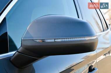 Внедорожник / Кроссовер Audi Q5 2022 в 