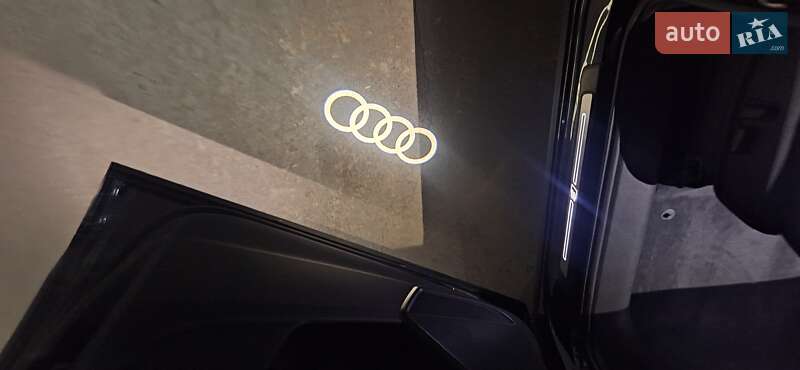 Внедорожник / Кроссовер Audi Q5 2020 в Харькове