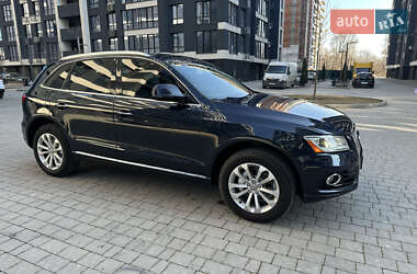 Позашляховик / Кросовер Audi Q5 2015 в 