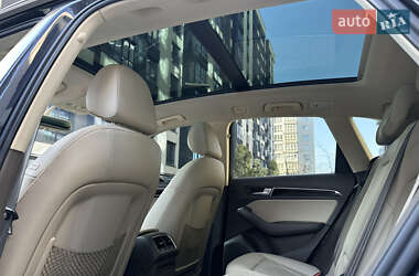 Позашляховик / Кросовер Audi Q5 2015 в 