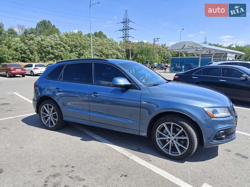 Внедорожник / Кроссовер Audi Q5 2015 в Харькове