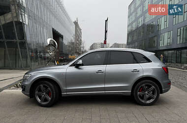 Внедорожник / Кроссовер Audi Q5 2011 в 