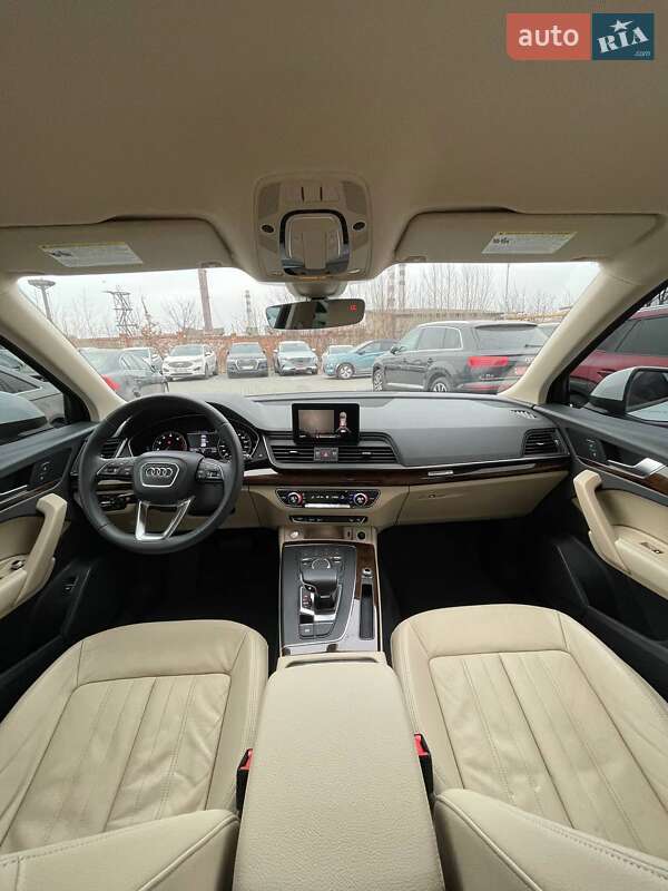 Внедорожник / Кроссовер Audi Q5 2017 в Львове