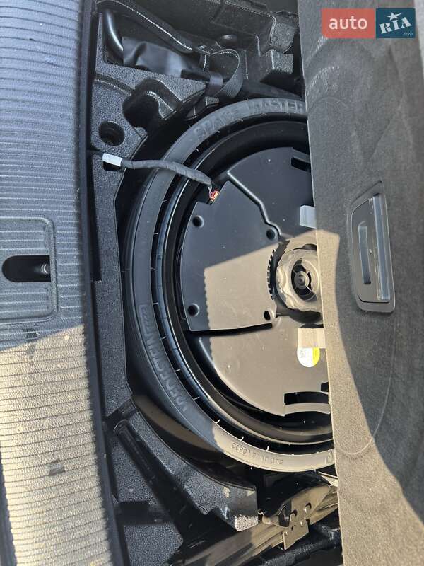 Внедорожник / Кроссовер Audi Q5 2023 в Киеве