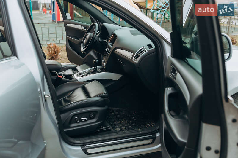 Внедорожник / Кроссовер Audi Q5 2014 в Луцке