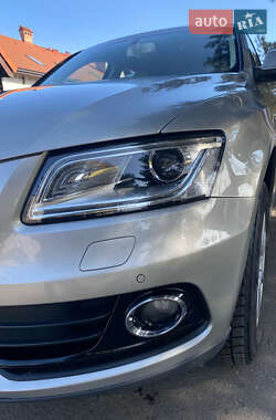 Внедорожник / Кроссовер Audi Q5 2012 в 