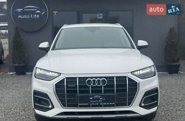 Внедорожник / Кроссовер Audi Q5 2022 в 