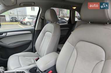 Внедорожник / Кроссовер Audi Q5 2015 в 