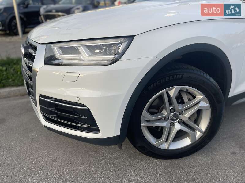 Внедорожник / Кроссовер Audi Q5 2017 в Бердичеве