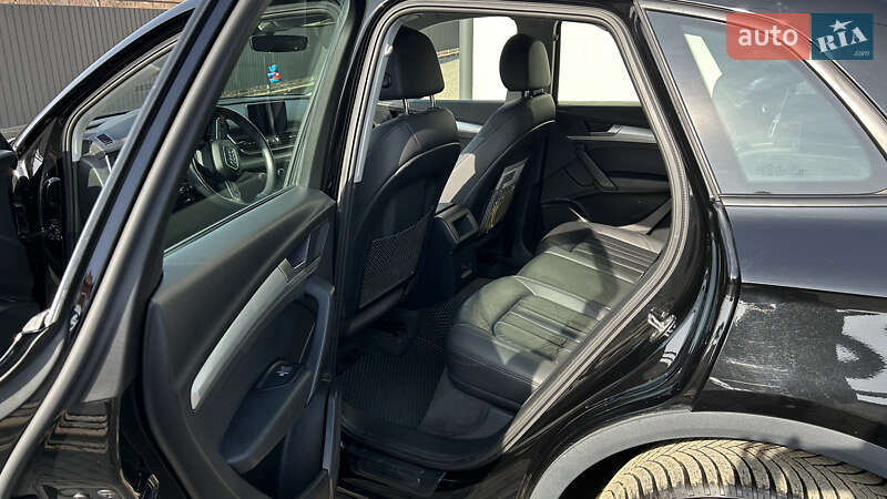 Позашляховик / Кросовер Audi Q5 2018 в Мукачевому фото 15 Позашляховик / Кросовер Audi Q5 2018 в Мукачевому