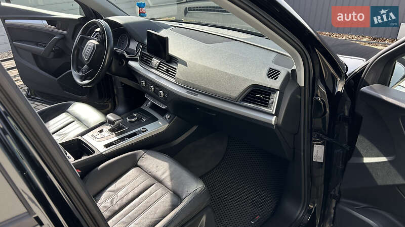 Позашляховик / Кросовер Audi Q5 2018 в Мукачевому фото 23 Позашляховик / Кросовер Audi Q5 2018 в Мукачевому