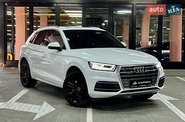 Внедорожник / Кроссовер Audi Q5 2018 в Киеве