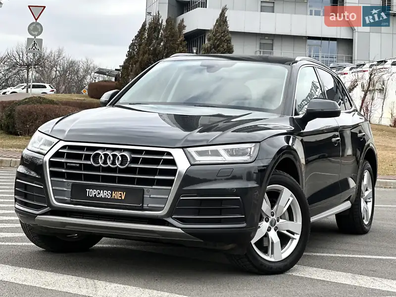 Внедорожник / Кроссовер Audi Q5 2017 в 