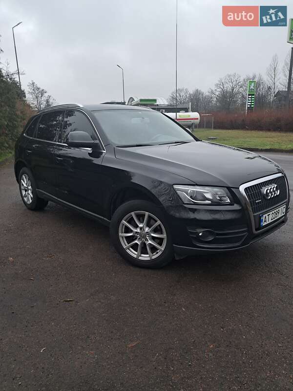 Внедорожник / Кроссовер Audi Q5 2011 в Долине
