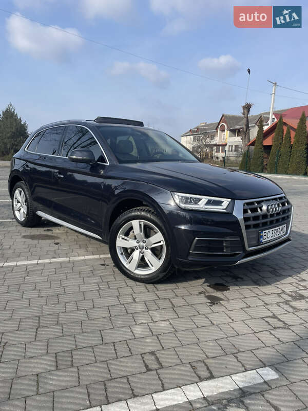 Позашляховик / Кросовер Audi Q5 2017 в Львові