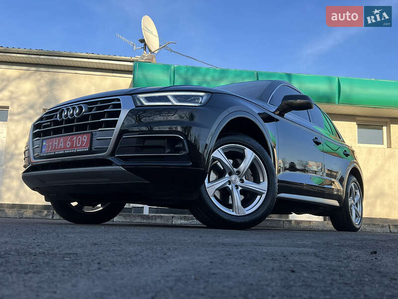 Внедорожник / Кроссовер Audi Q5 2018 в Дрогобыче