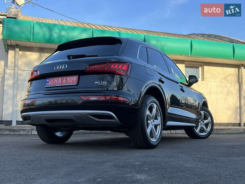 Внедорожник / Кроссовер Audi Q5 2018 в Дрогобыче