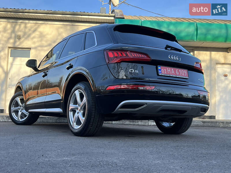 Внедорожник / Кроссовер Audi Q5 2018 в Дрогобыче