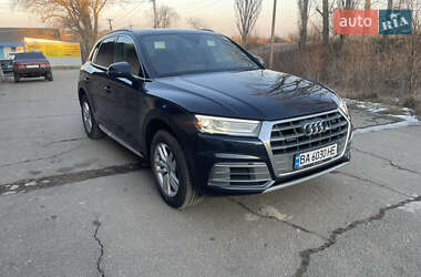 Внедорожник / Кроссовер Audi Q5 2019 в 