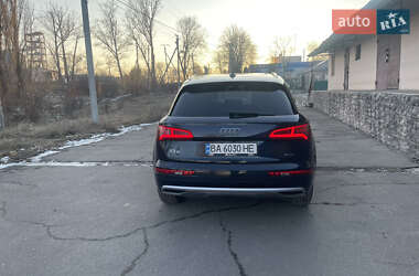 Внедорожник / Кроссовер Audi Q5 2019 в 