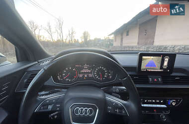 Внедорожник / Кроссовер Audi Q5 2019 в 