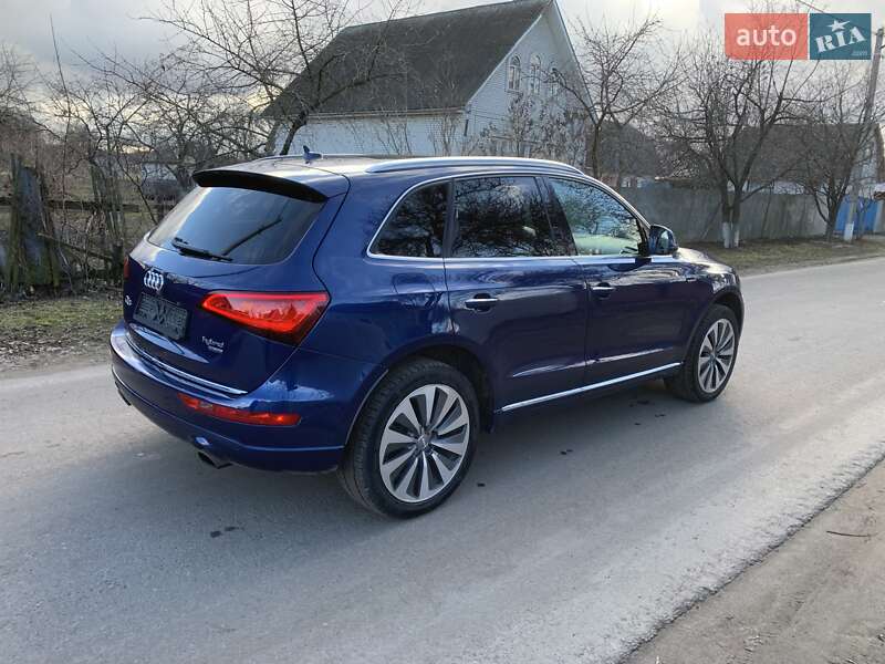 Позашляховик / Кросовер Audi Q5 2015 в 