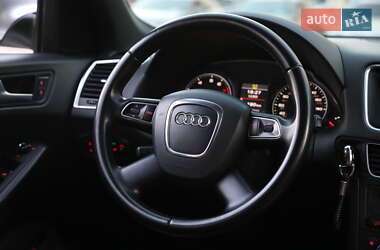 Внедорожник / Кроссовер Audi Q5 2011 в Харькове