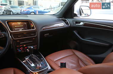 Внедорожник / Кроссовер Audi Q5 2011 в Харькове