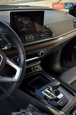 Внедорожник / Кроссовер Audi Q5 2021 в 
