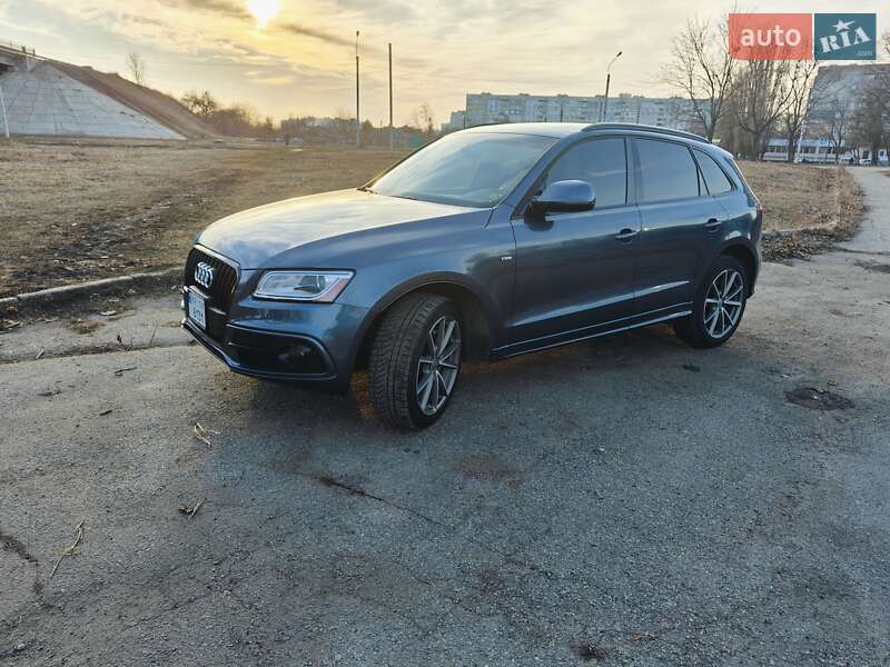 Внедорожник / Кроссовер Audi Q5 2015 в Харькове