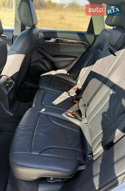Внедорожник / Кроссовер Audi Q5 2012 в 