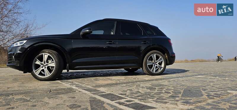 Внедорожник / Кроссовер Audi Q5 2019 в Черкассах