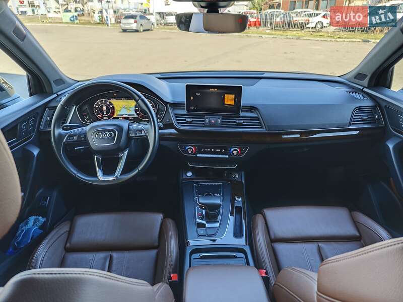 Внедорожник / Кроссовер Audi Q5 2019 в Николаеве