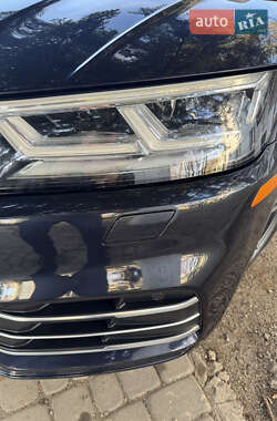 Внедорожник / Кроссовер Audi Q5 2020 в 