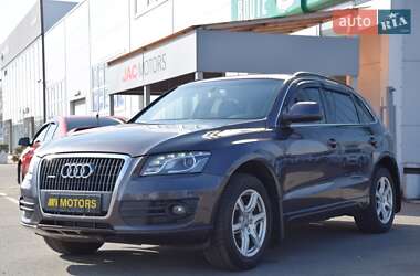 Внедорожник / Кроссовер Audi Q5 2009 в 
