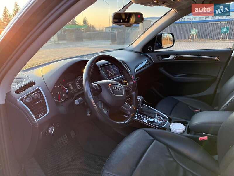 Позашляховик / Кросовер Audi Q5 2012 в Кам'янець-Подільському