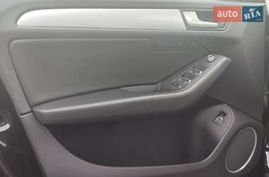 Позашляховик / Кросовер Audi Q5 2013 в 