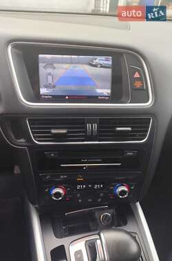 Позашляховик / Кросовер Audi Q5 2013 в 