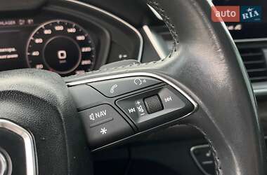 Позашляховик / Кросовер Audi Q5 2018 в 