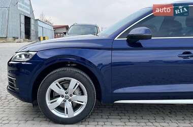 Позашляховик / Кросовер Audi Q5 2018 в 