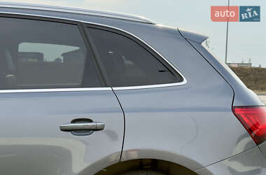 Позашляховик / Кросовер Audi Q5 2016 в 
