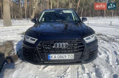 Позашляховик / Кросовер Audi Q5 2019 в Києві